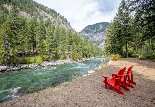 Cottage in Leavenworth - River Run Cottage